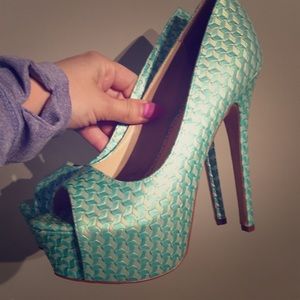 Shoe Dazzle , Size 6.5